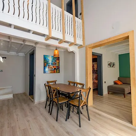 Villa Sarnıç - Kayaköy'de Havuzu Korunaklı Kayaköy